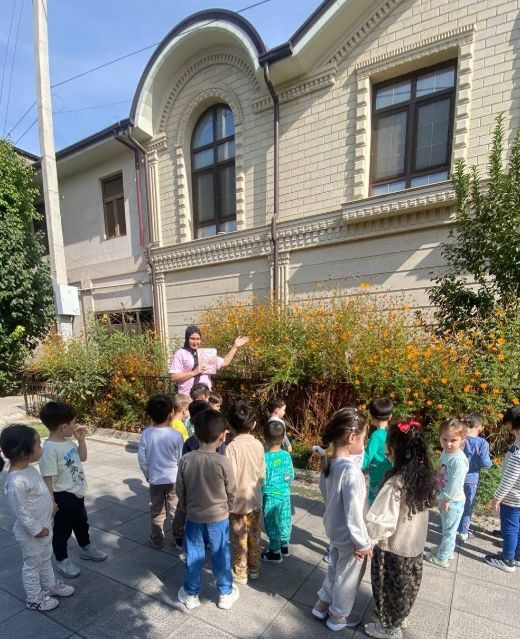 Maxalla bo'ylab kuzgi sayr - Muqimiy